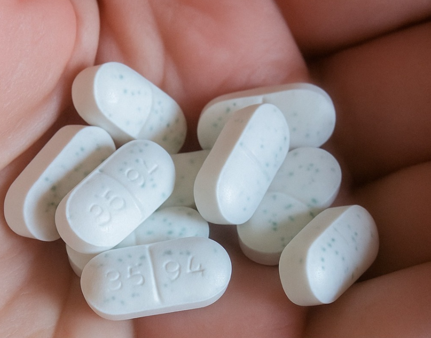 Everyone should know the contraindications of these pills; consult your doctor!