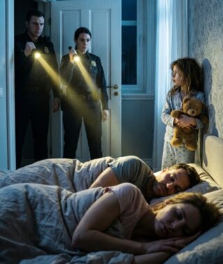 In the middle of the night, a young girl called the police because her parents wouldn’t wake up—and what officers found at the house stunned everyone.