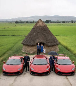 They said I’d be single forever, until the day I gave a sandwich to a woman everyone was ignoring.